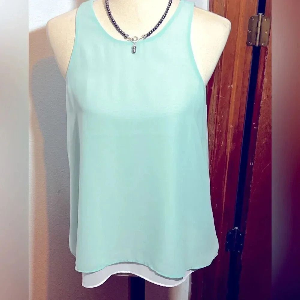 Like New Banana Republic Sleeveless Layered Top Size Medium #4